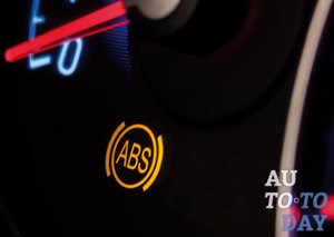 Ниссан Жук Горит Абс и Скользкая Дорога • Индикатор abs моргает