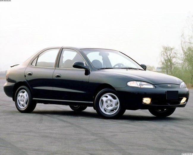 hyundai-elantra-cn7-2
