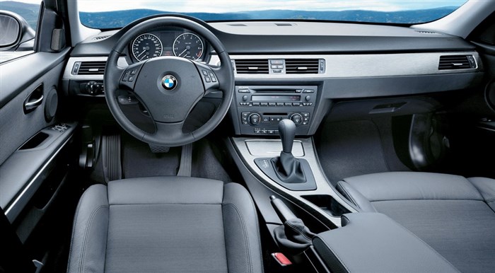 4-5autowp.ru_bmw_330i_sedan_29.jpg