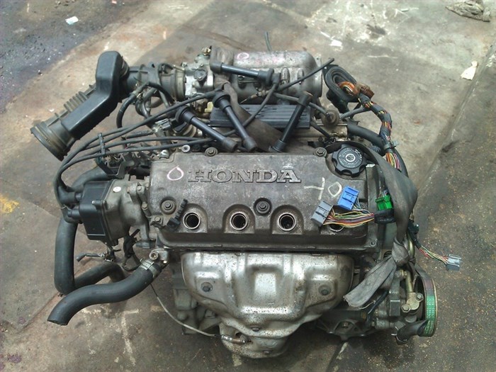 Движок D15B восьмиклапанный