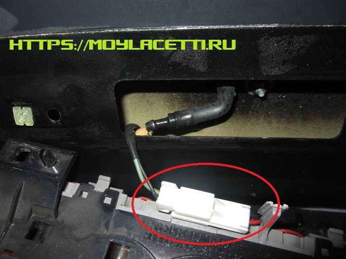 signalizaciya-blokiruet-pusk_01