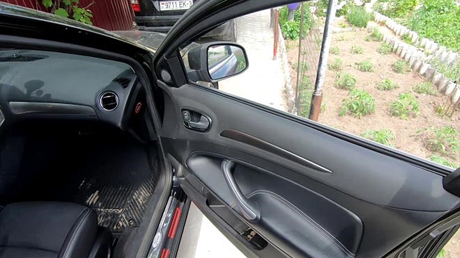 Ремонтируем двери на Ford Focus 2