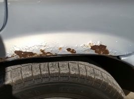 Toyota Горит Машина с Восклицательным Знаком • Приборная панель