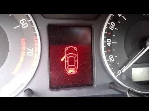 Skoda Octavia tour не горит лампа открытой двери.Ремонт замка двери и жгута.
